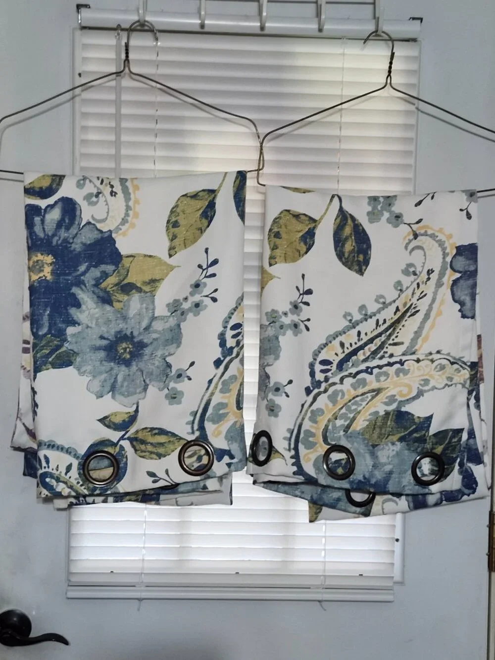 Half Moon pair of lined curtains (2 panels) 52 x 84